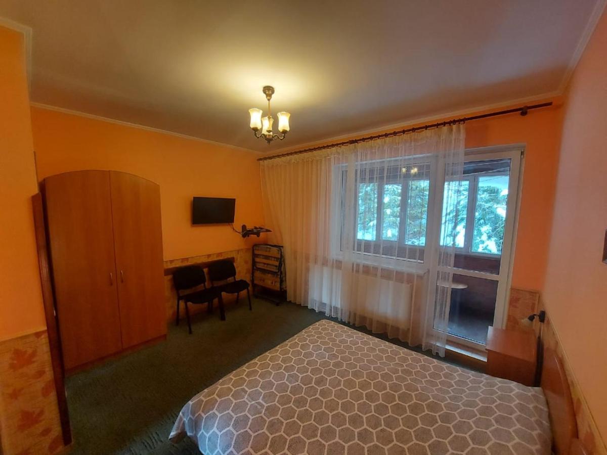 Затишок Villa Tysovets Екстериор снимка