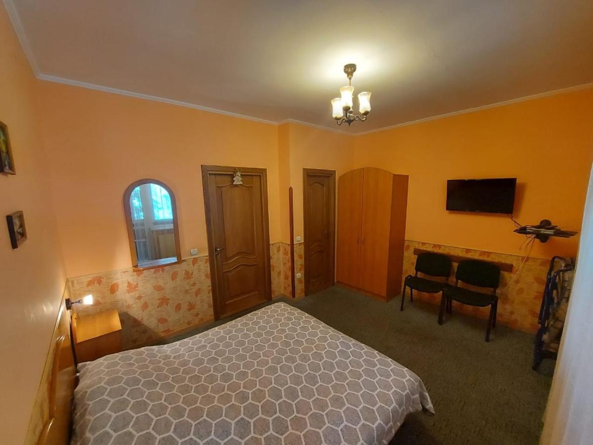 Затишок Villa Tysovets Екстериор снимка