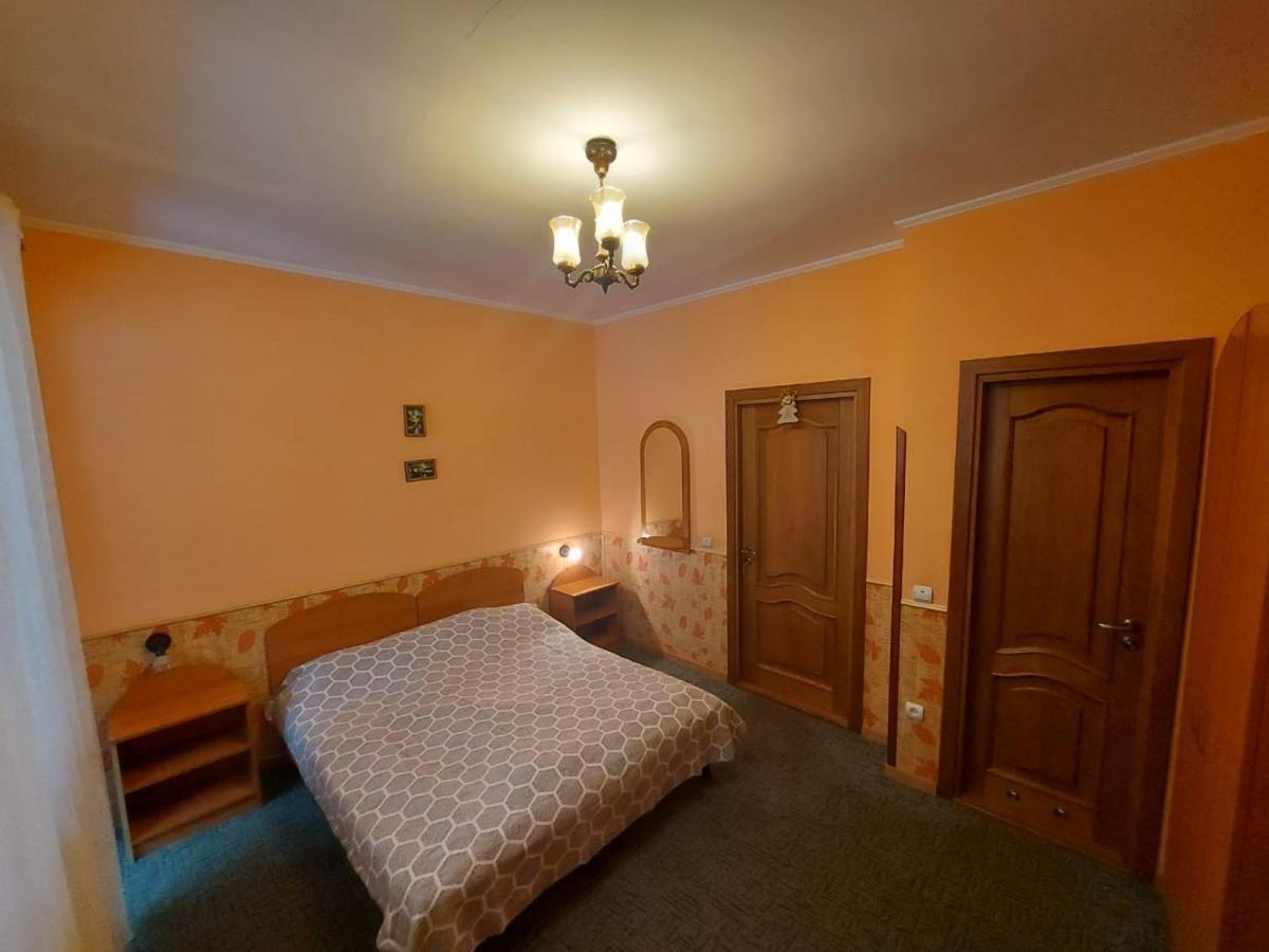 Затишок Villa Tysovets Екстериор снимка