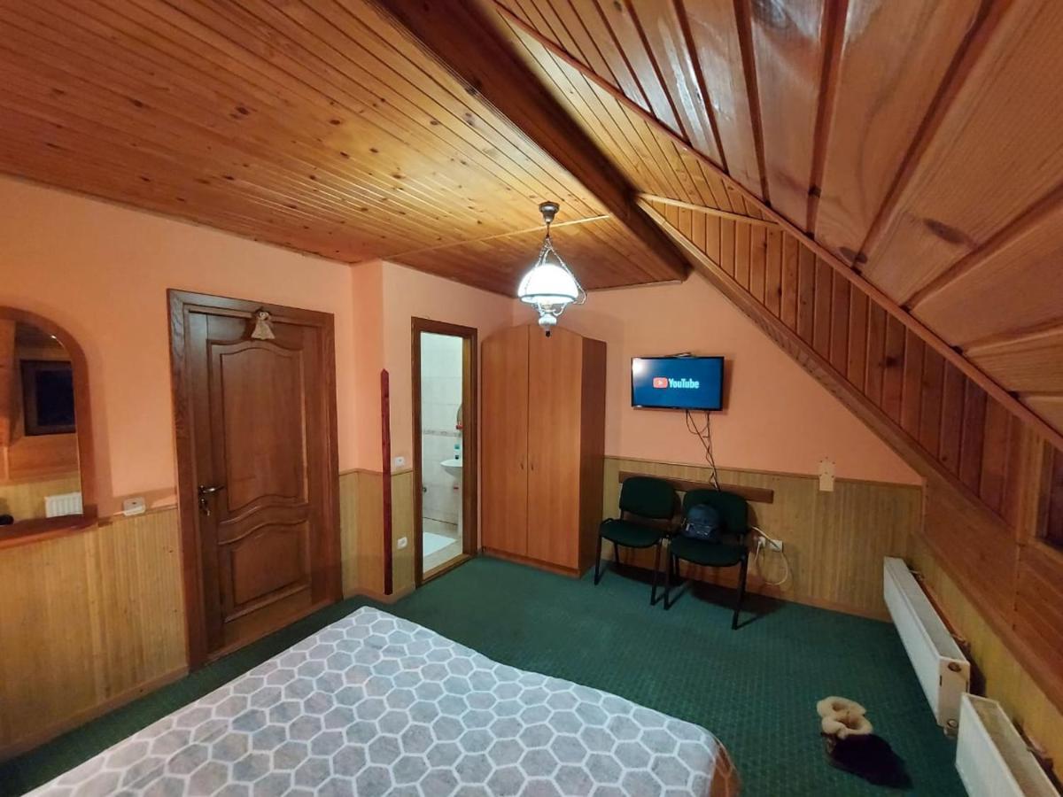Затишок Villa Tysovets Екстериор снимка